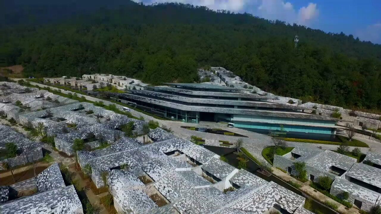 云峰山温泉度假村,中国 隈研吾建筑都市设计事务所