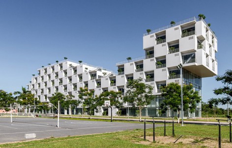 The administration building of FPT university / VTN Architects (Vo Trong Nghia Architects)