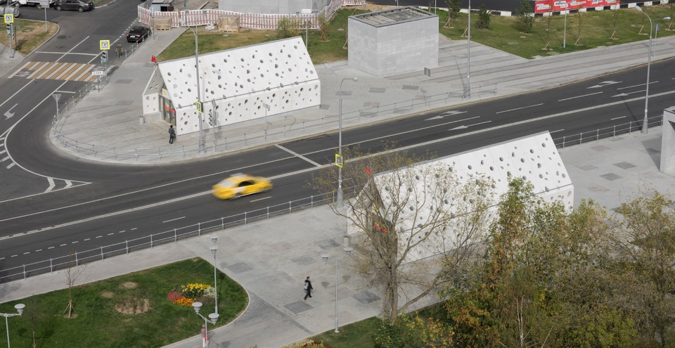 ▼地铁站鸟瞰图,bird-eye"s view of the metro station