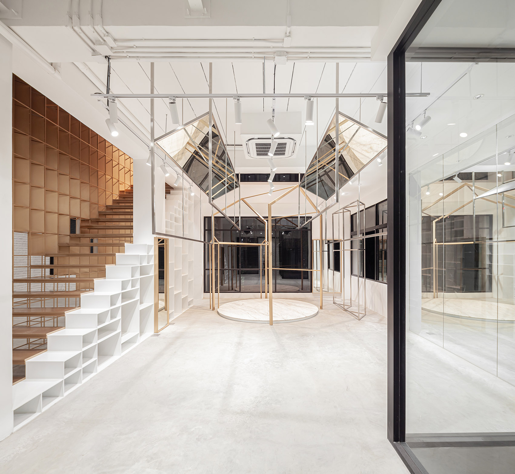 The Renovation of Sriwara office by FATTSTUDIO 谷德设计网