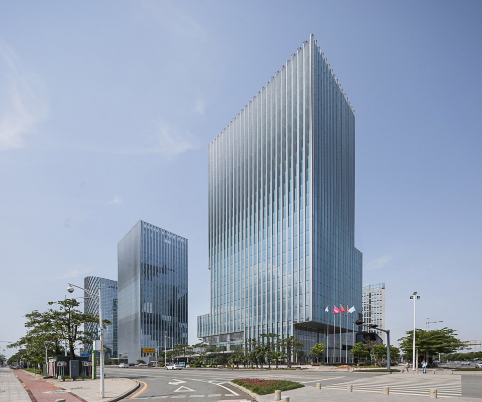 宝安区海纳百川总部大厦,深圳 / 悉地国际-东西影工作