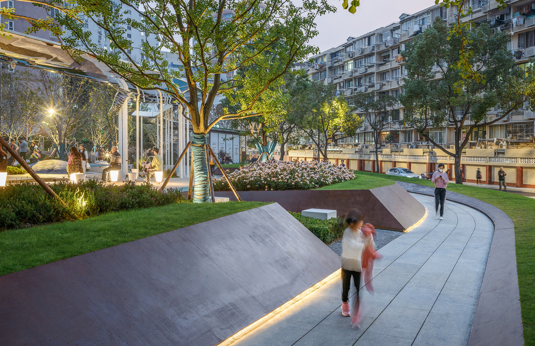 Leshan Pocket Park Shanghai By Viascape Design