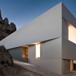 山顶下侧的住宅，西班牙 / FRAN SILVESTRE ARQUITEC