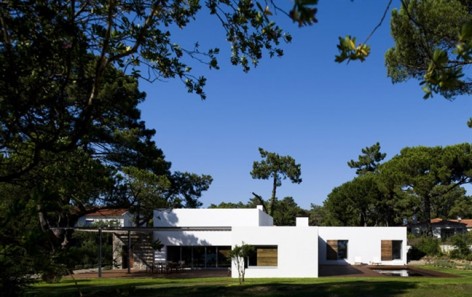 PRAIA DAS MAÇÃS住宅，葡萄牙 / FVArquitectos