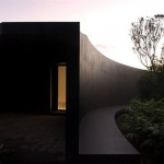 Gruta das Torres自然保护区游客接待中心，葡萄牙 / SAMI-arquitectos