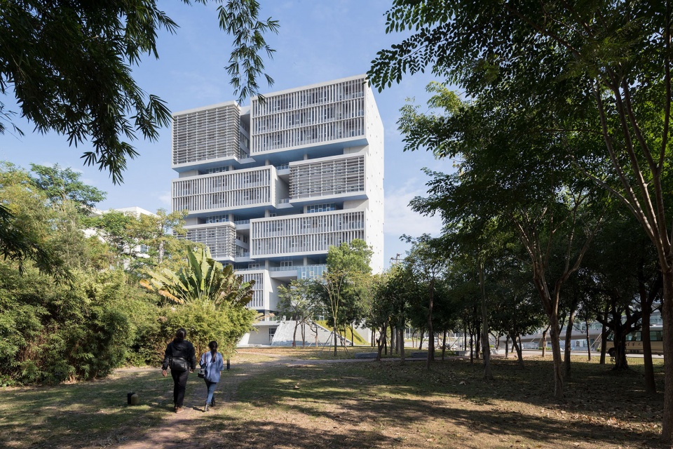 TSINGHUA OCEAN CENTER