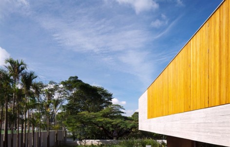 Ipes住宅，巴西 / StudioMK27