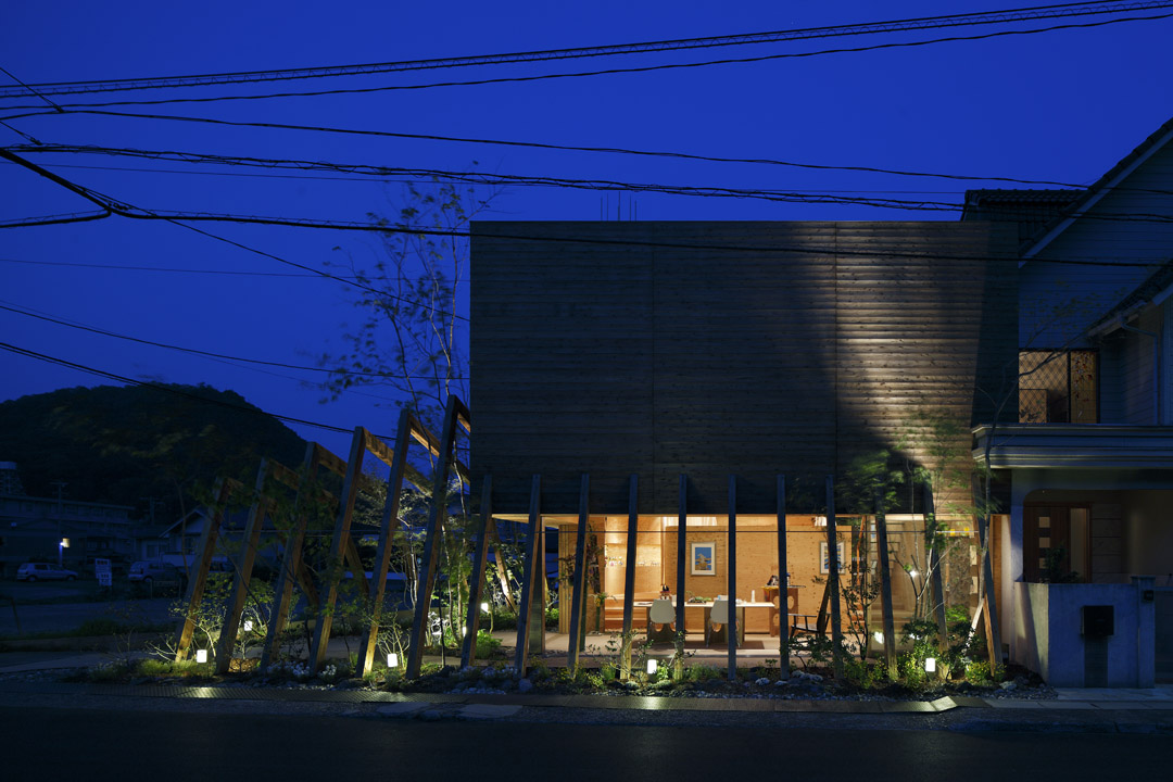 画廊 社区活动中心,日本 / uid