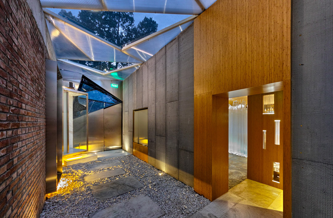 ▼(left)吧台reception (right) 北房内景north teahouse interior ▼