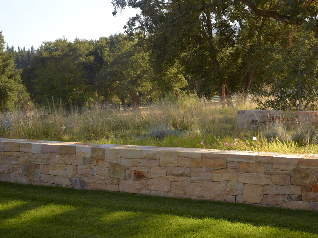 2013 ASLA Residential Landscape Design Class Honor Award ：Woodside