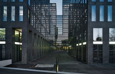 高层建筑群，瑞士 / Max Dudler