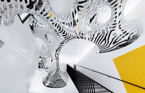 应力之下 - 永久建筑装置作品 / THEVERYMANY