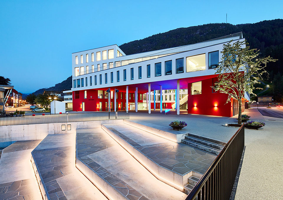 红白市政厅挪威mestreswagearquitectes