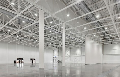 汉诺威德国会展中心19/20号展厅 / gmp