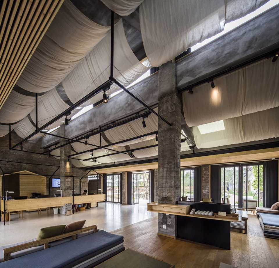 Hangzhou Blossom Hill Hotel by naco architectures 1