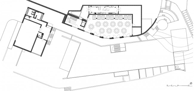 Building 2 of Main Buildings ground floor plan 主建筑群建筑2入口层平面