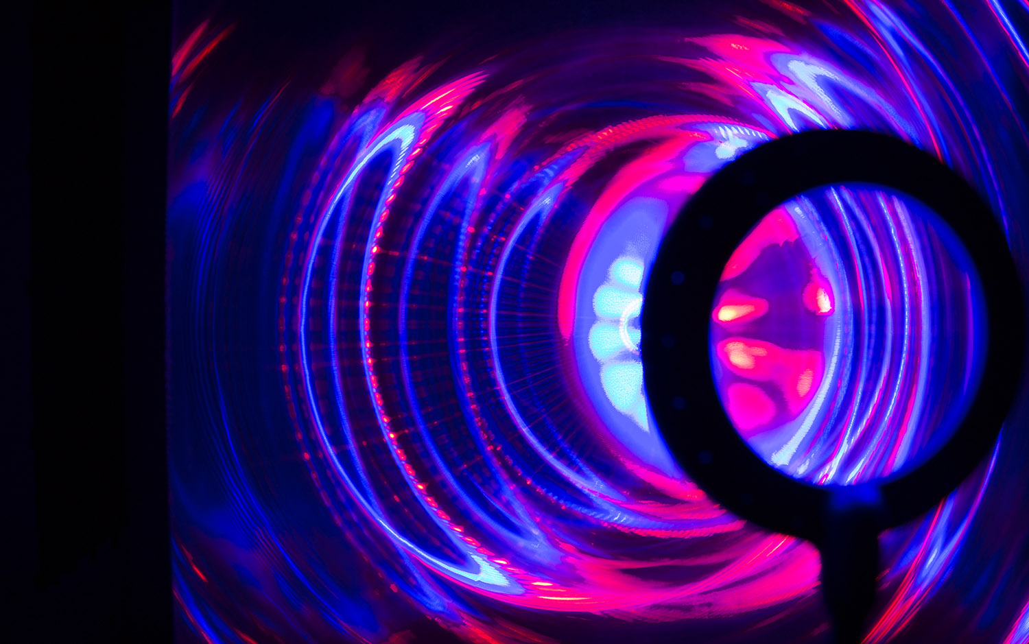 Distant Lights by Tuomas Markunpoika 谷德设计网