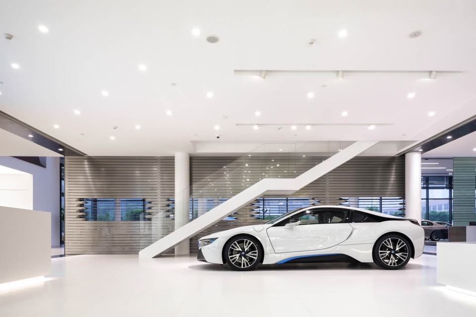 001 Bmw 5S Dealership, Chongqing, Chian by CrossboundariesP06_BMW_DongHao