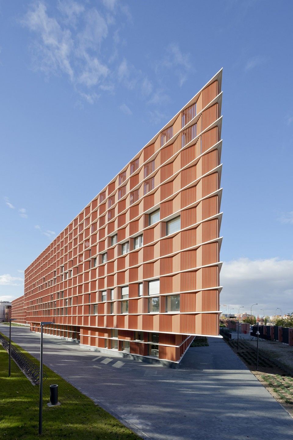 001-Building 18 of Getafe Campus by beldarrain