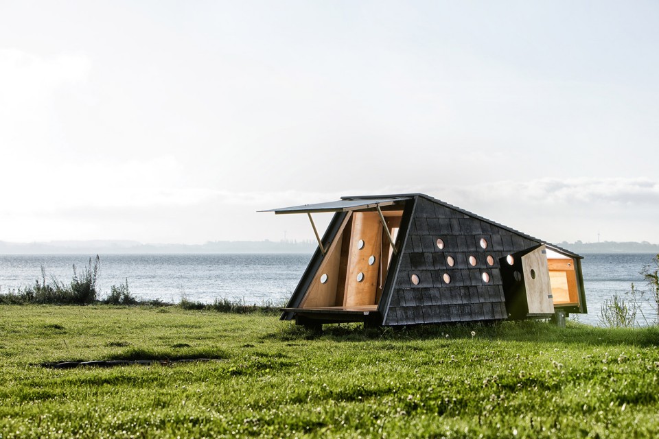 002-Shelters by the Sea by LUMO Architects