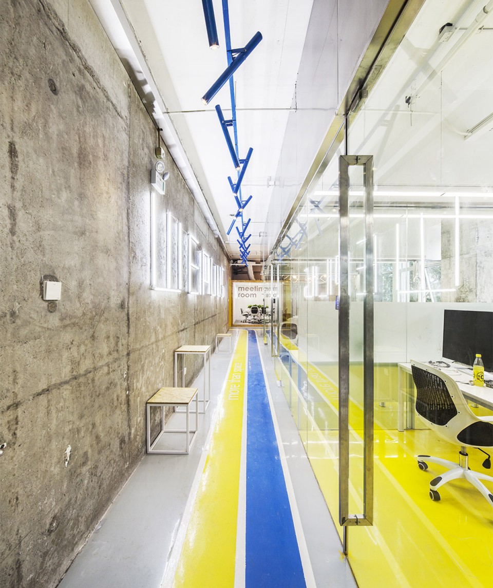 008 Beijing Yuanyang Express We+ Co-working Space by MAT - 2F_corridor