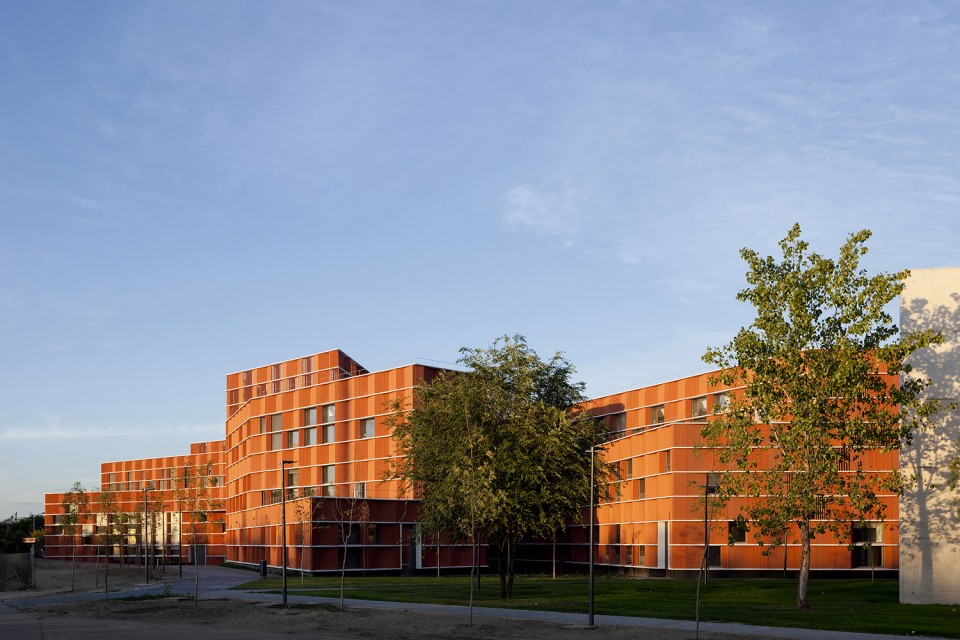 008-Building 18 of Getafe Campus by beldarrain
