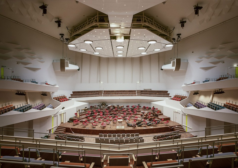 010-“Great Amber” Concert Hall by VOLKER GIENCKE