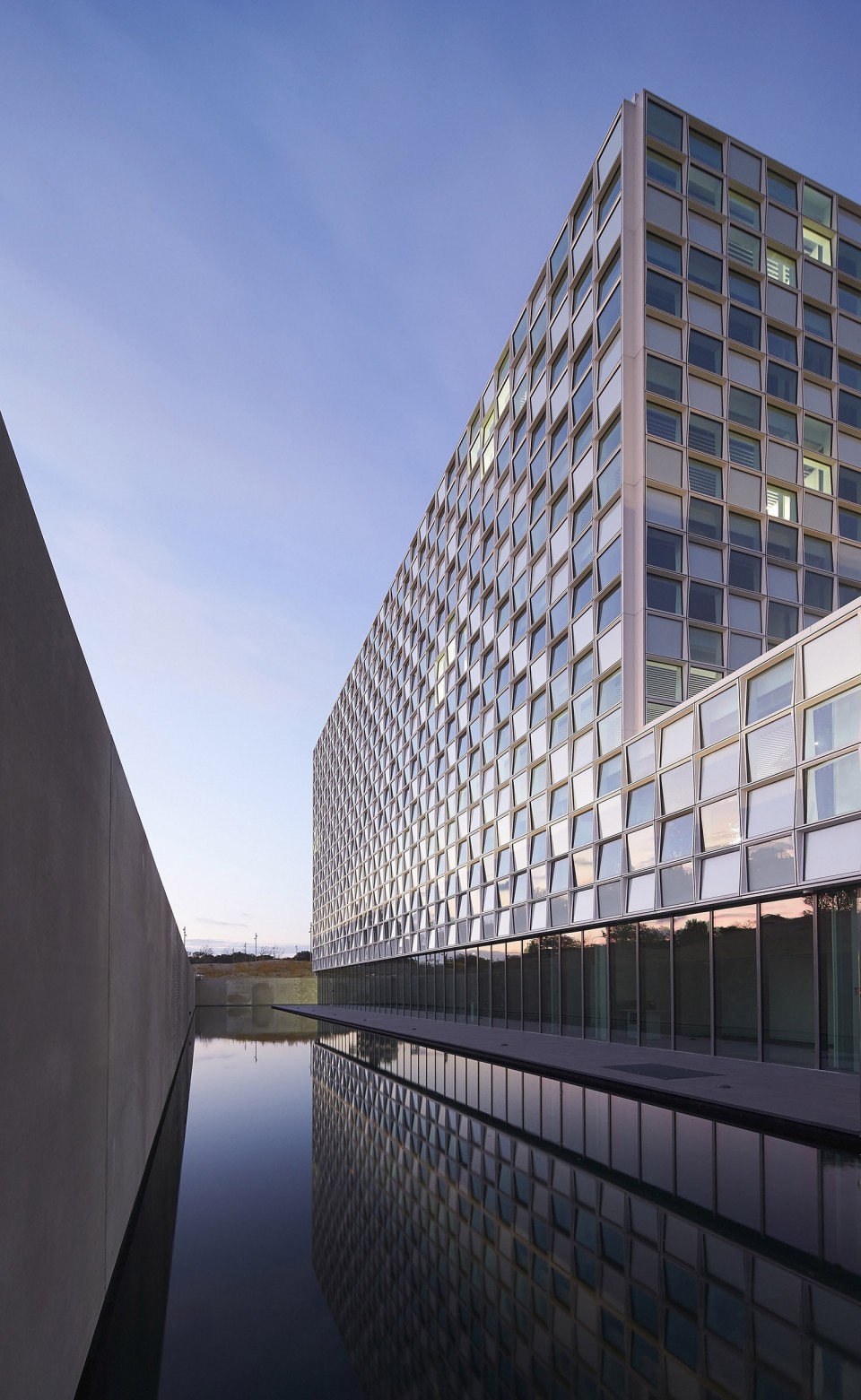 010-International Criminal Court by SHL