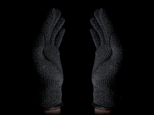 010-Touchscreen Gloves by mujjo