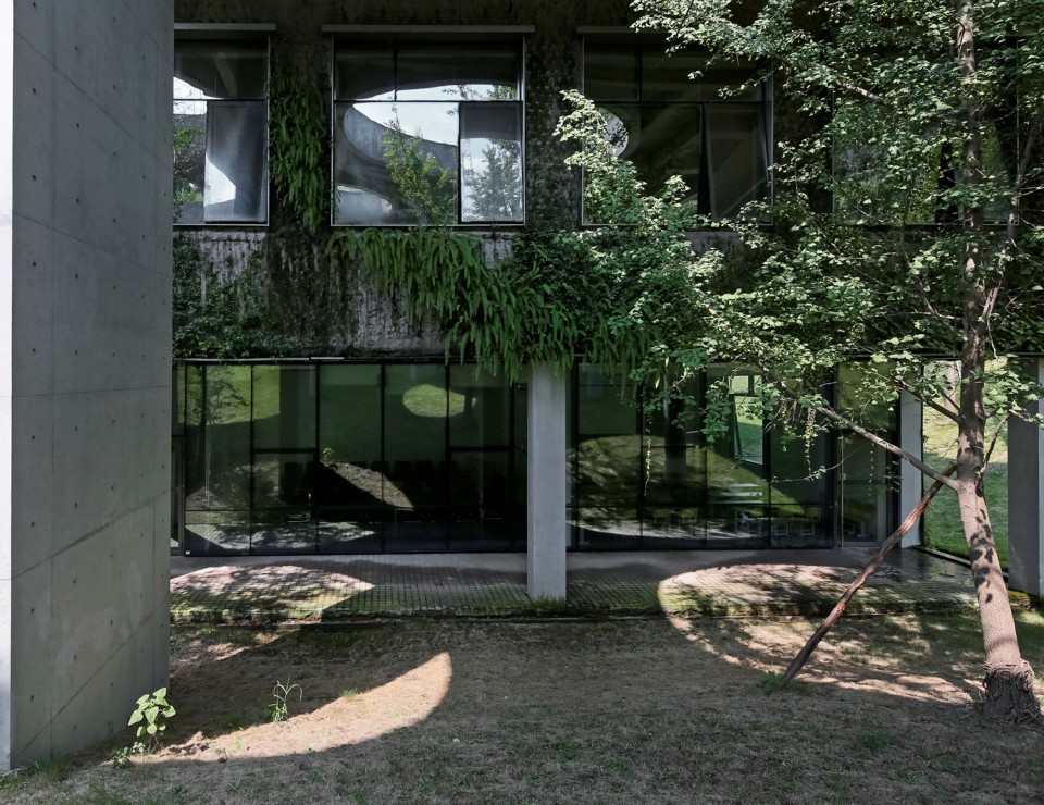 Chongqing Taoyuanju Community Center by Vector Architects