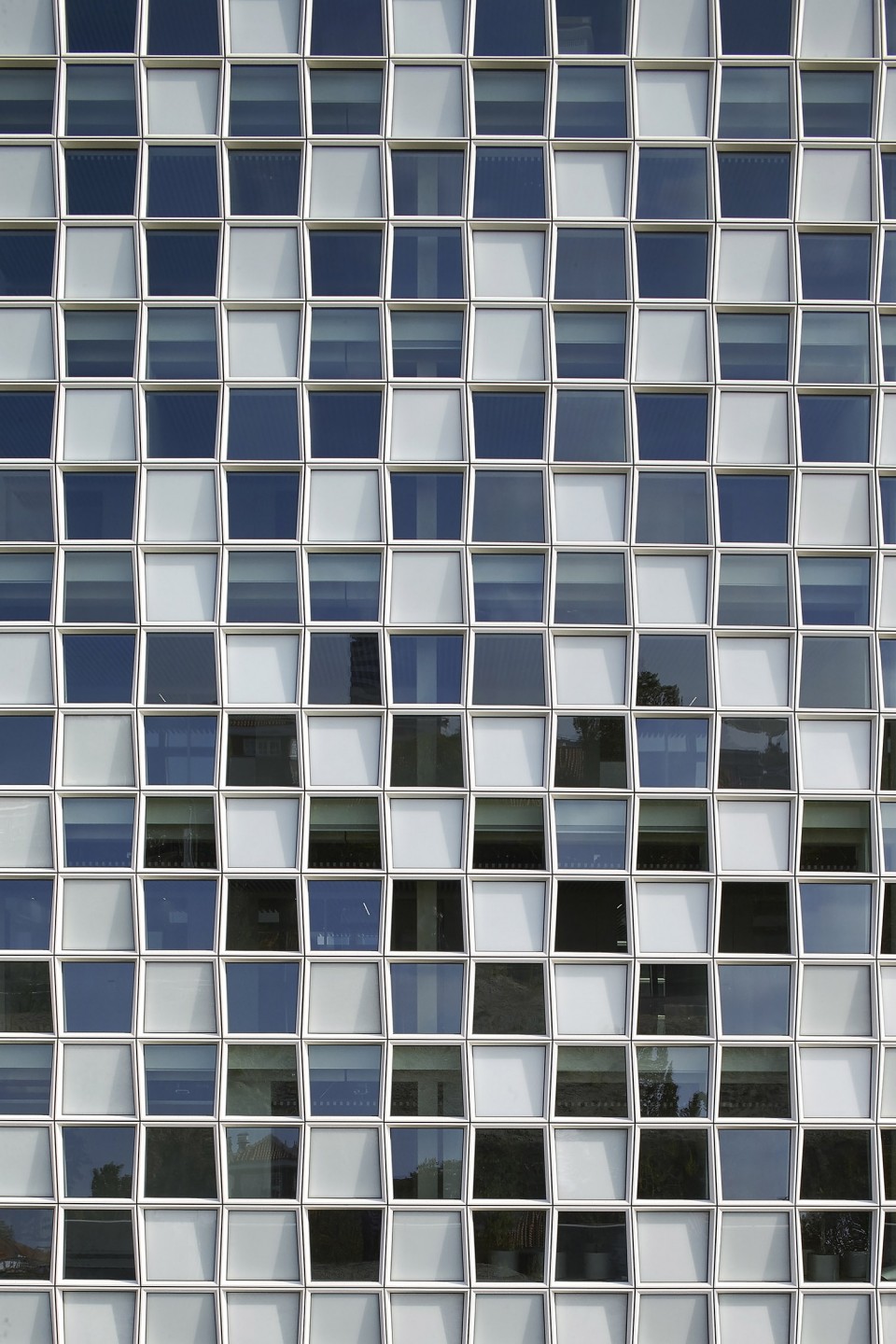 012-International Criminal Court by SHL