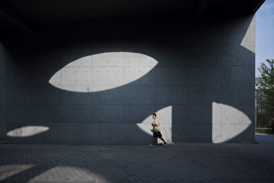 Chongqing Taoyuanju Community Center by Vector Architects
