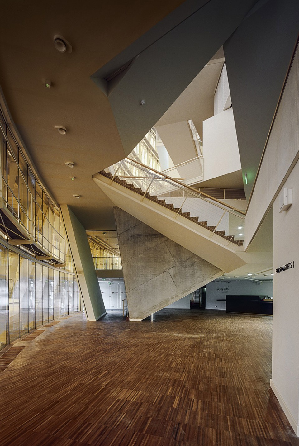016-“Great Amber” Concert Hall by VOLKER GIENCKE