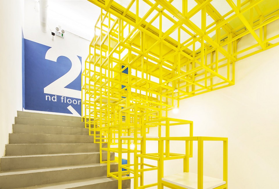 016 Beijing Yuanyang Express We+ Co-working Space by MAT - 楼梯间黄