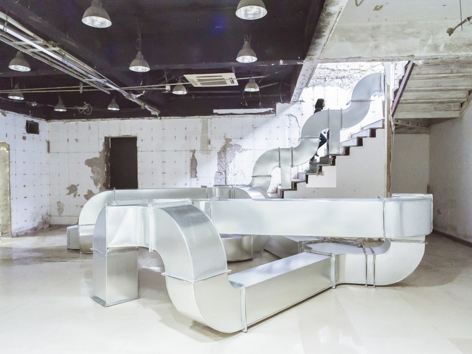 地下室家具 basement furniture