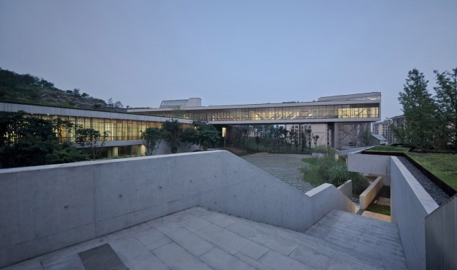 重庆桃源居社区中心 / 直向建筑