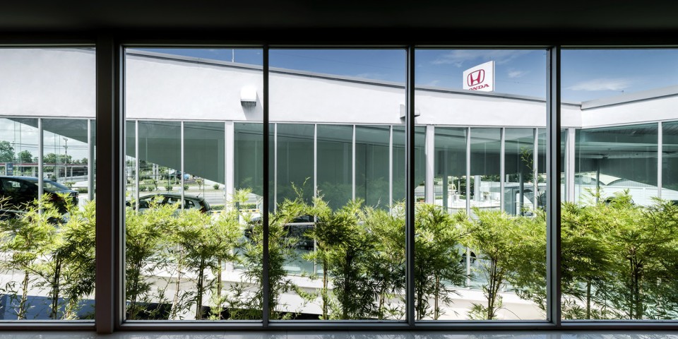 019-HONDA NAKORNCHAISRI showroom by OFFICE AT1