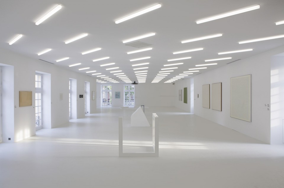 025-extention and rehabilitation of collection lambert in avignon