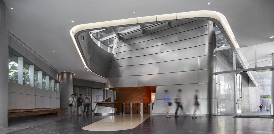 (10)Sandcralwer by Andrew Bromberg of Aedas_main lobby; Photography©Paul Warchol