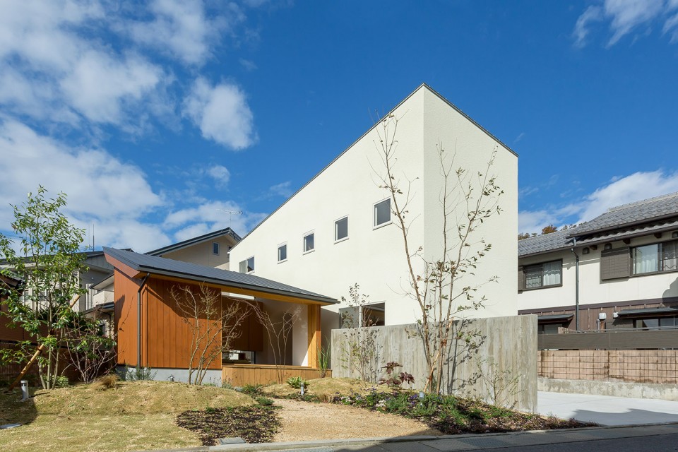 001-Maibara House by ALTS DESIGN OFFICE