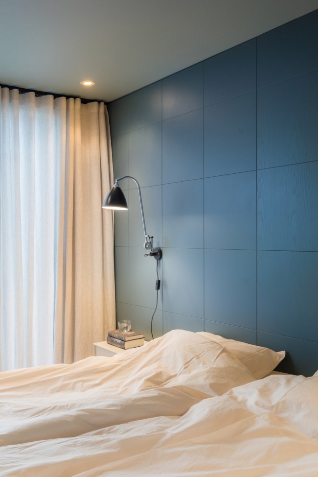 001 inner city blue by NOTE Design Studio SoFo Residence-14