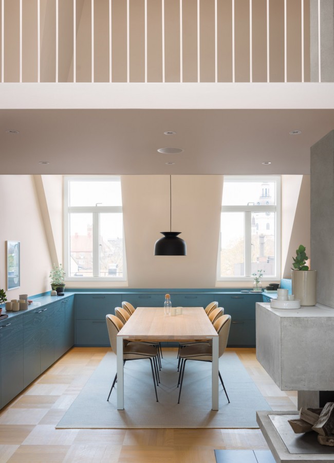 001 inner city blue by NOTE Design Studio SoFo Residence-5