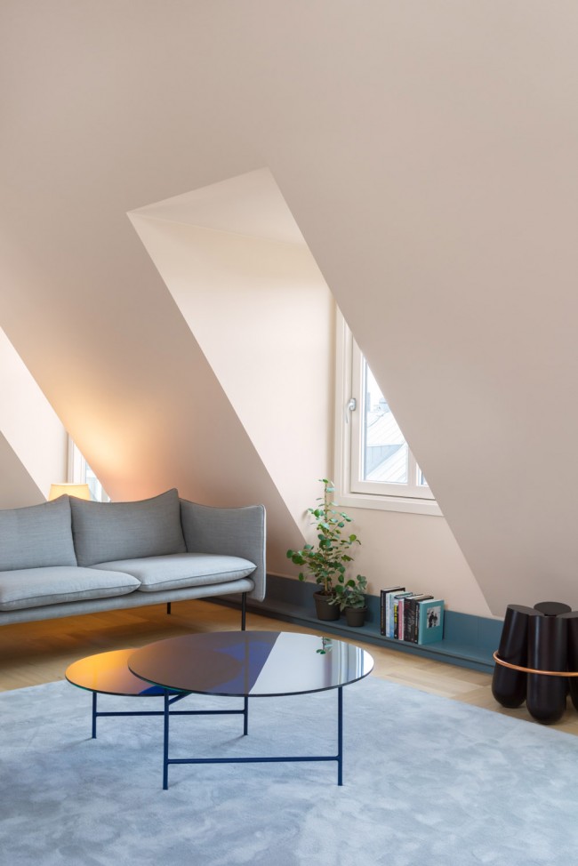 001 inner city blue by NOTE Design Studio SoFo Residence-6
