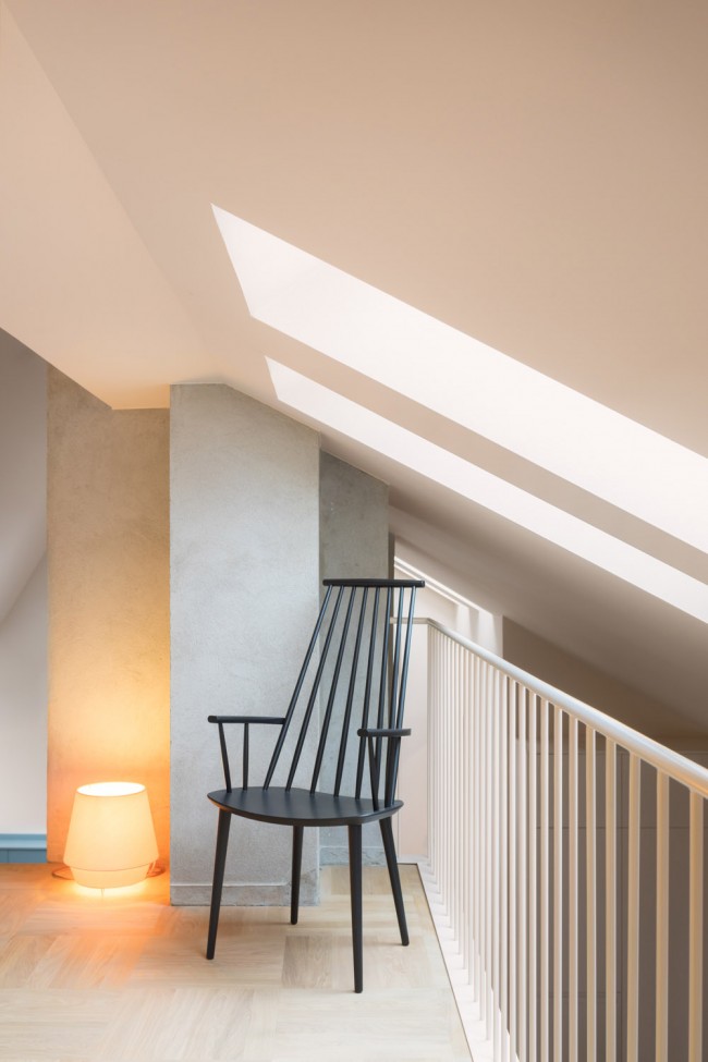001 inner city blue by NOTE Design Studio SoFo Residence-8
