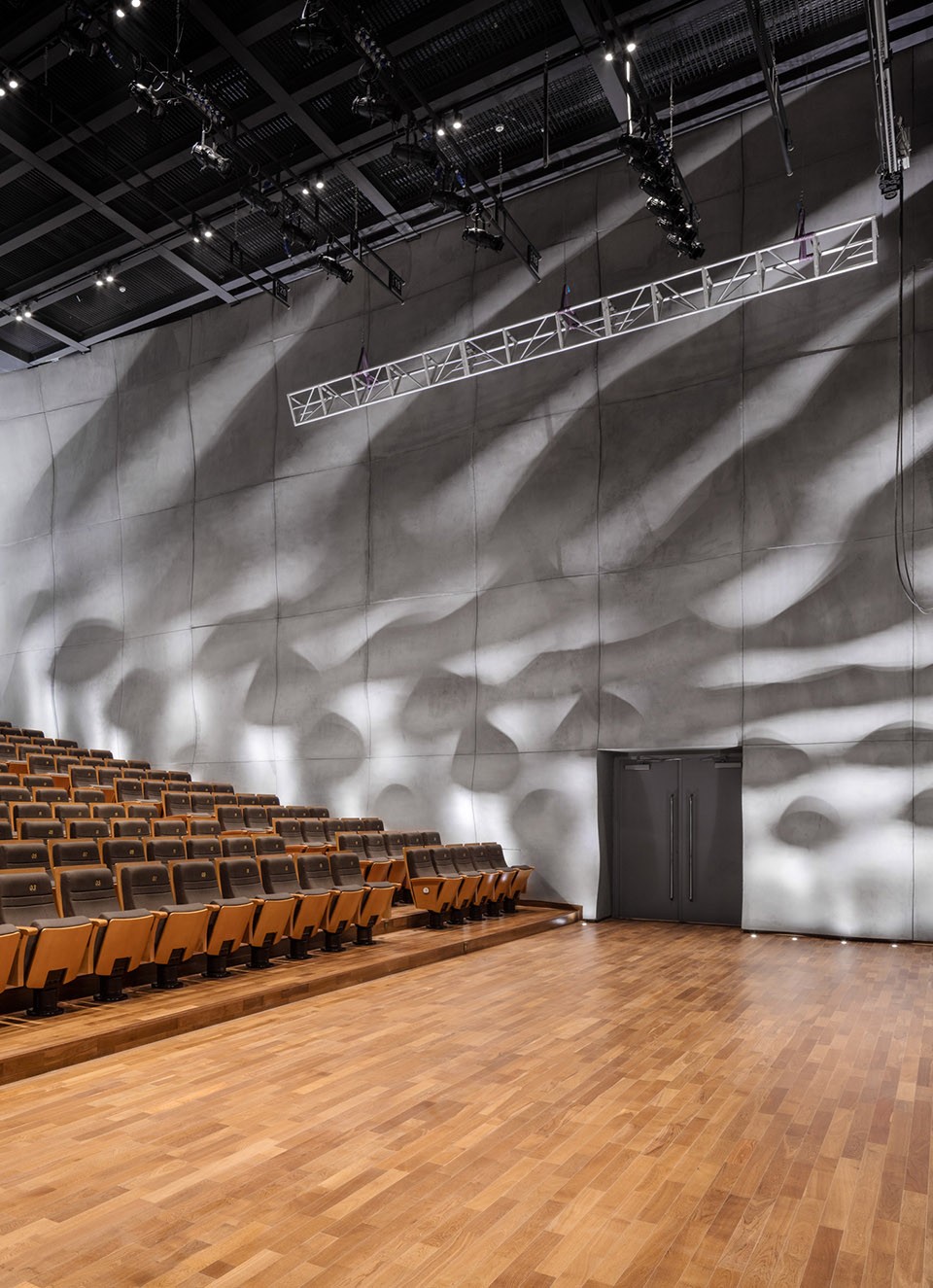 001MAD_Harbin Opera House_025_©Adam Mork
