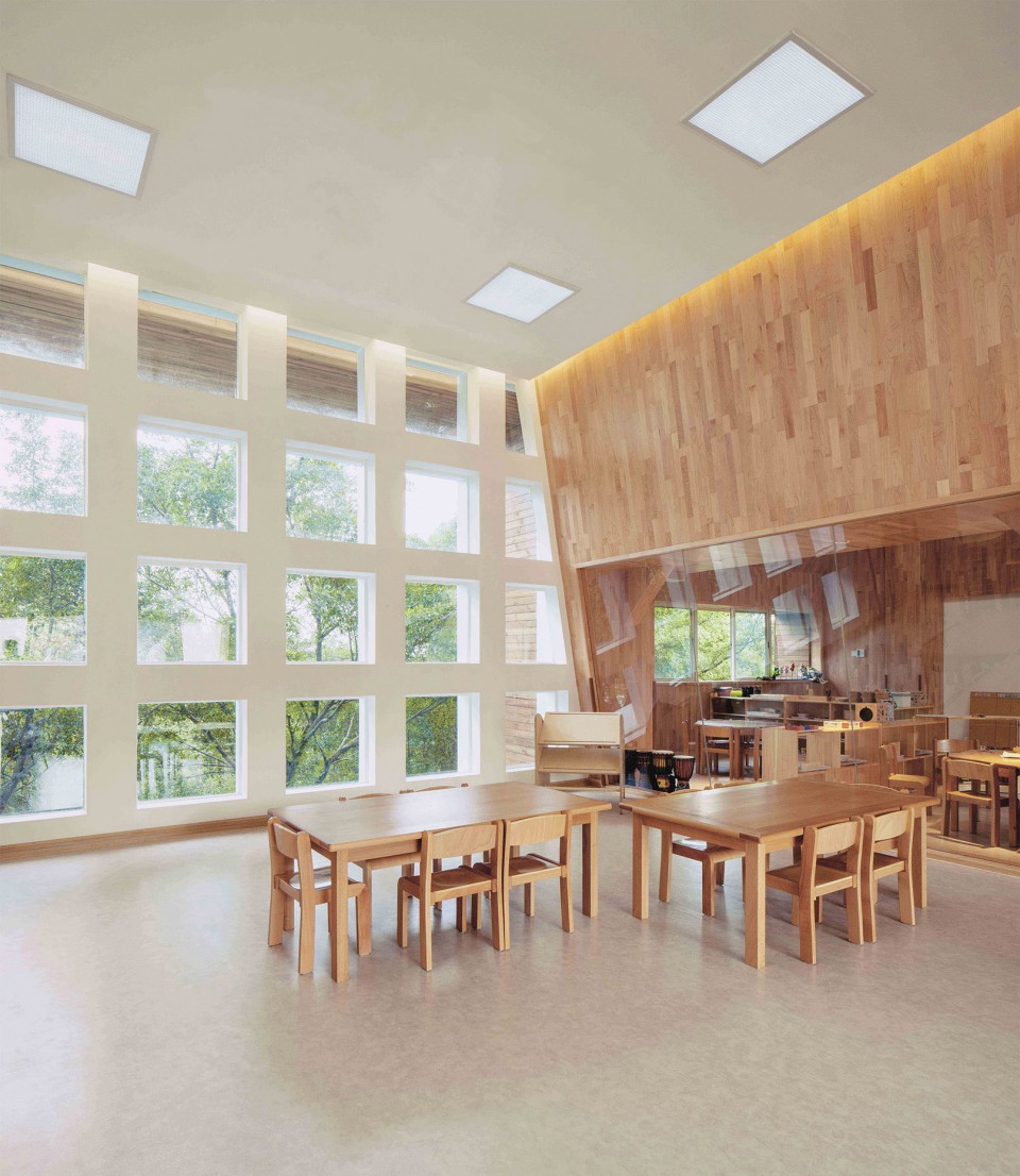004 IBOBI International Kindergarten by VMDPE interior9