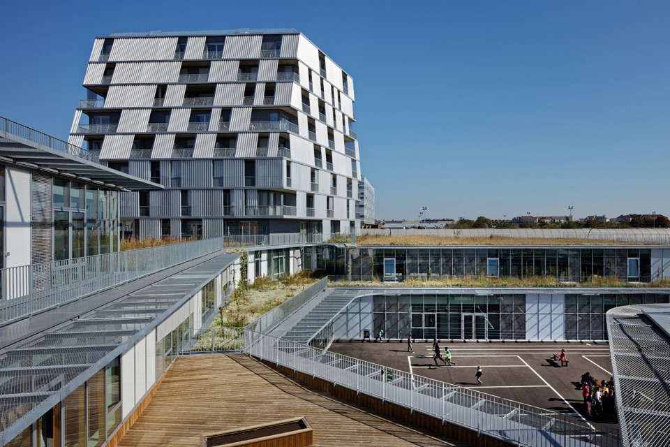 008-ROSALIND FRANKLIN COMPLEX AND STUDENT DORMITORY by chartier dalix architectes