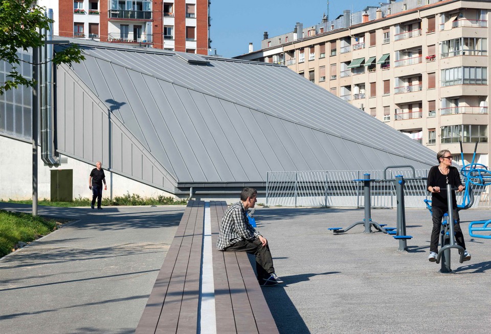 013-Park & Basque Pelota Court by VAUMM