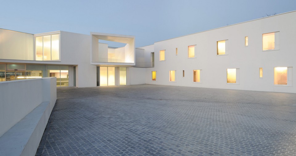 014-92-bed nursing home in Pont-sur-Yonne For dependent elderly people by Dominique coulon & associes