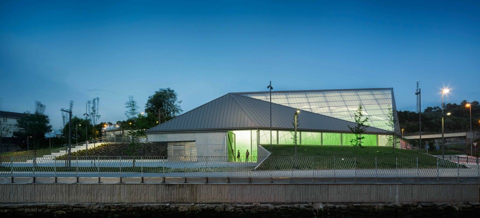 017-Park & Basque Pelota Court by VAUMM